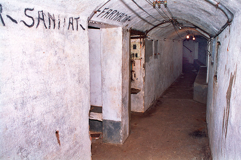 Interior refugi plaça de la Revolució